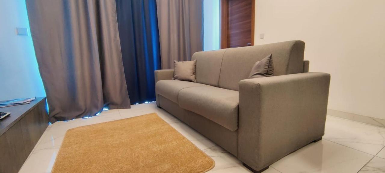 Blu-M Central Qormi Eksteriør bilde